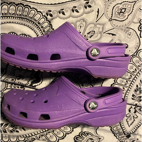 Unisex CROCS Classic Clog Purple Size W 8-9 Men 6-7 - Picture 2 of 11